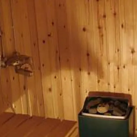 בית נופש Holiday Hannukkalanniemi Meltosjärvi